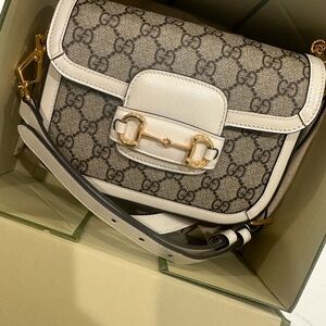 Gucci Beige and White Crossbody Bag
